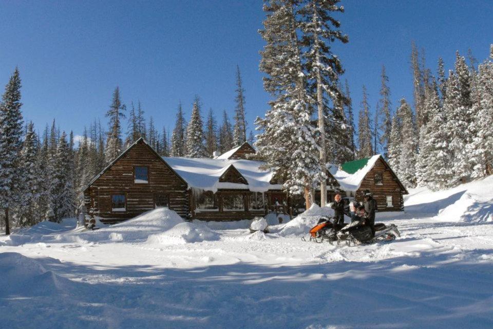 Snowy Mountain Lodge Centennial エクステリア 写真